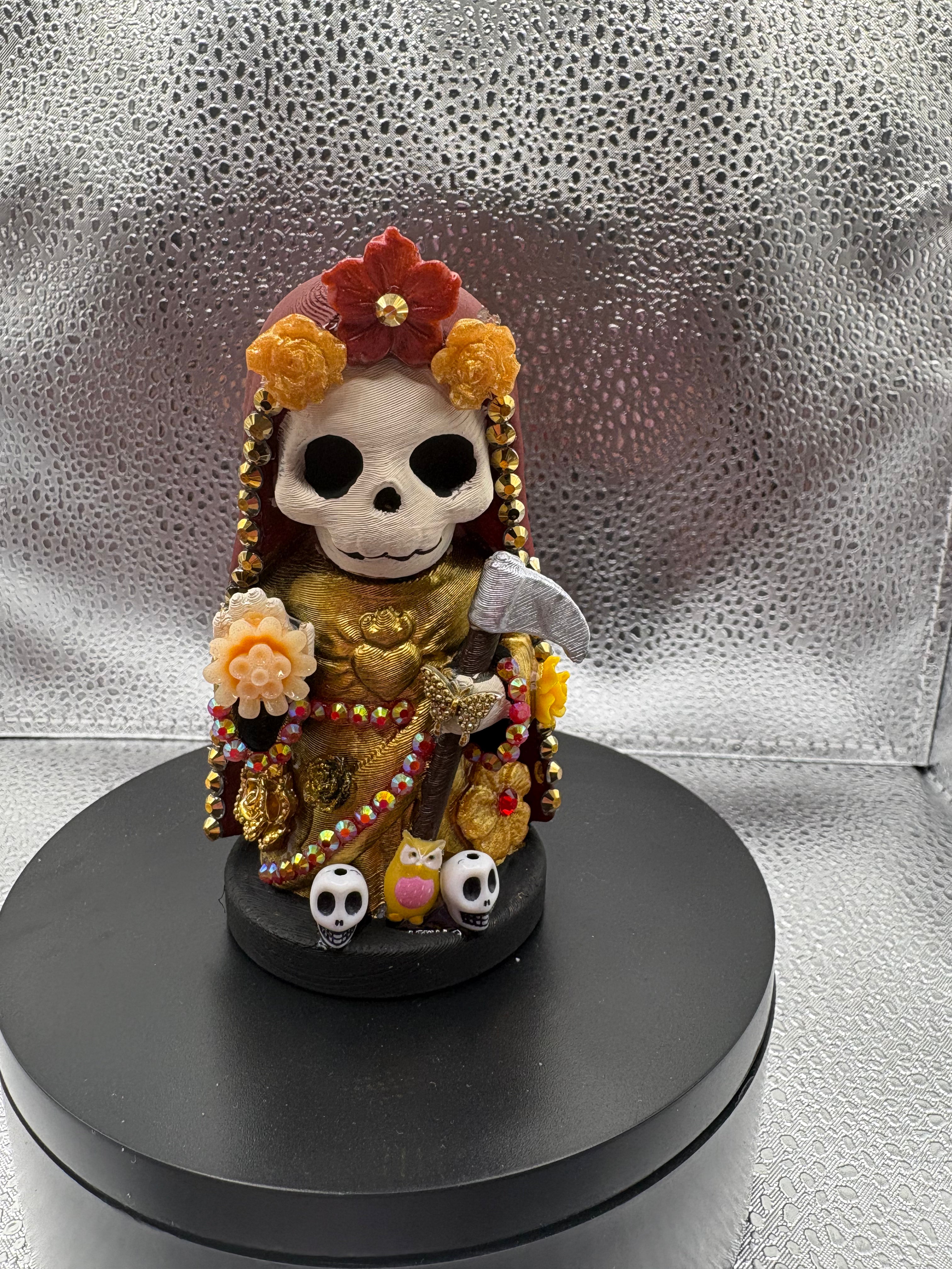3.75" Santa Muerte Statue Burgundy and Gold