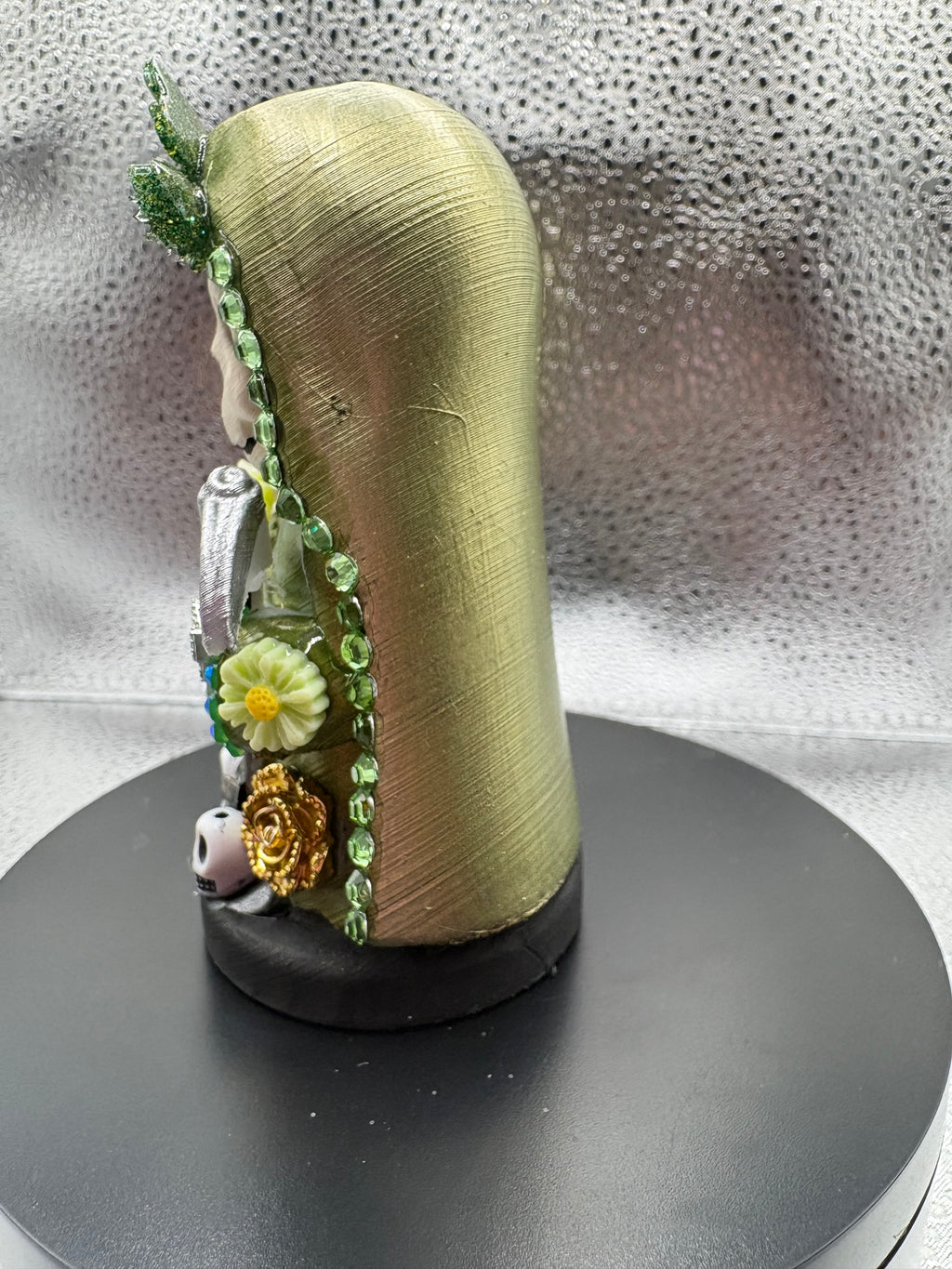 3.75" Santa Muerte Statue Green Gold