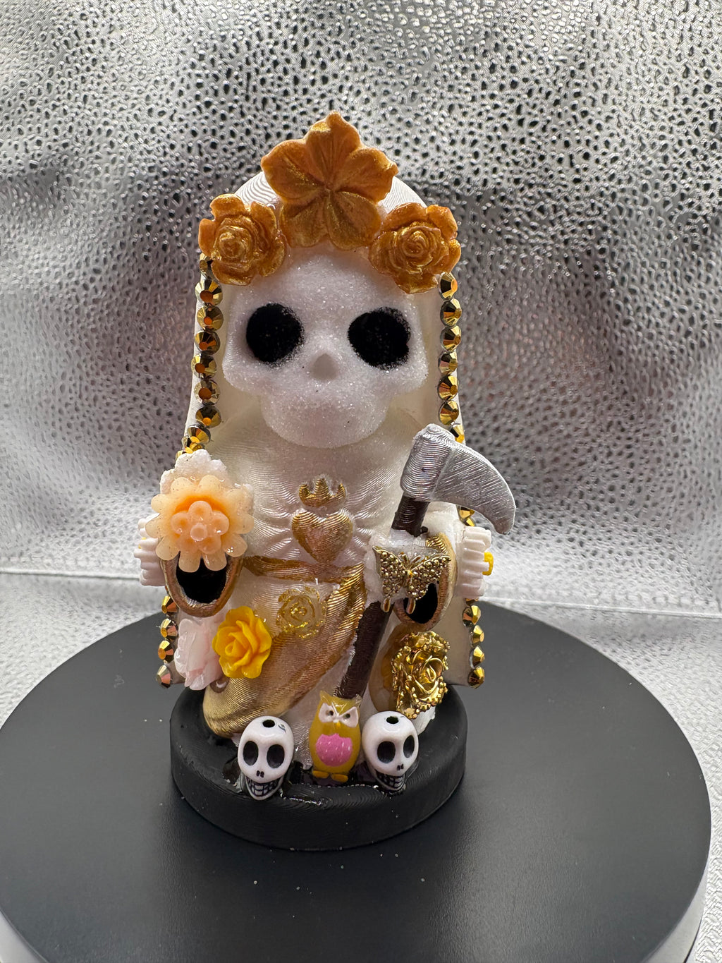 3.75" Santa Muerte Statue Gold and Pearl