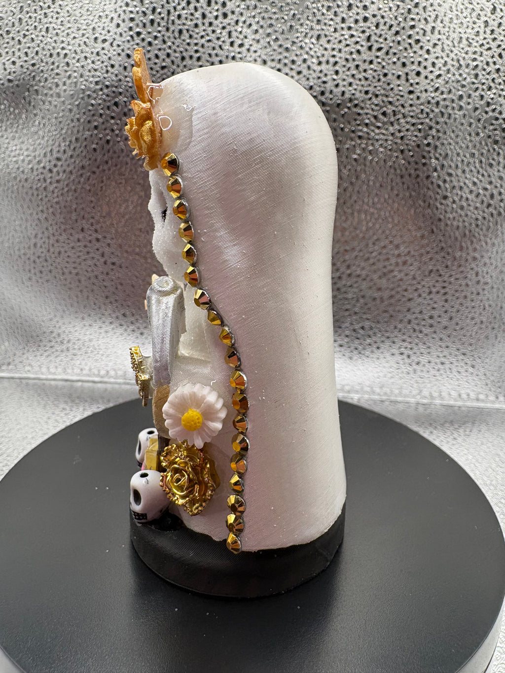 3.75" Santa Muerte Statue Gold and Pearl