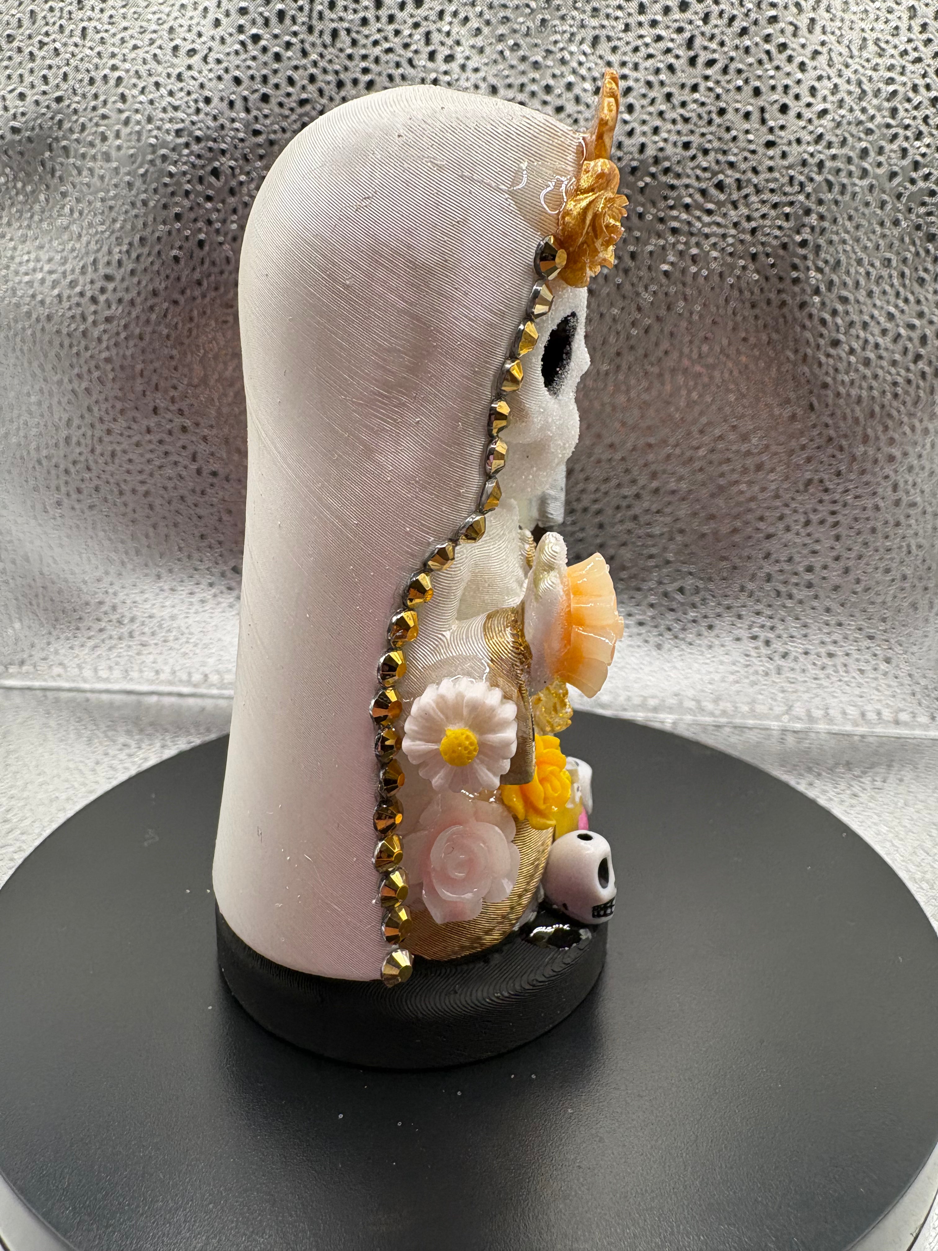 3.75" Santa Muerte Statue Gold and Pearl
